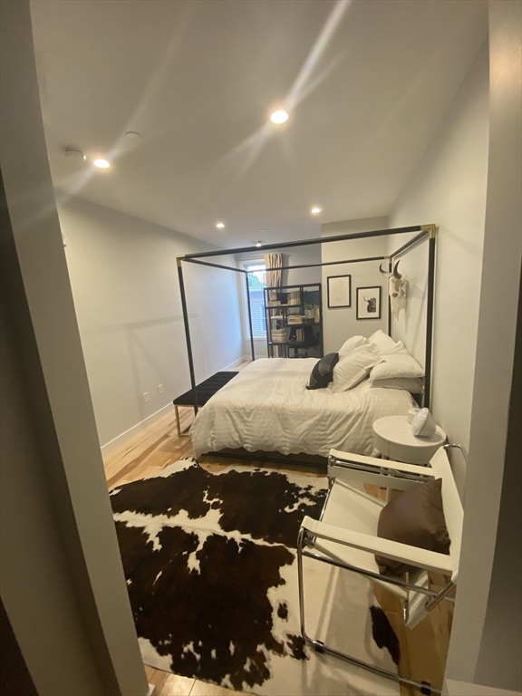39 Lexington St # 5