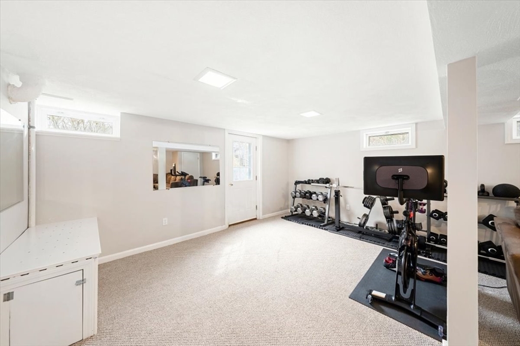 2 Stagecoach Rd