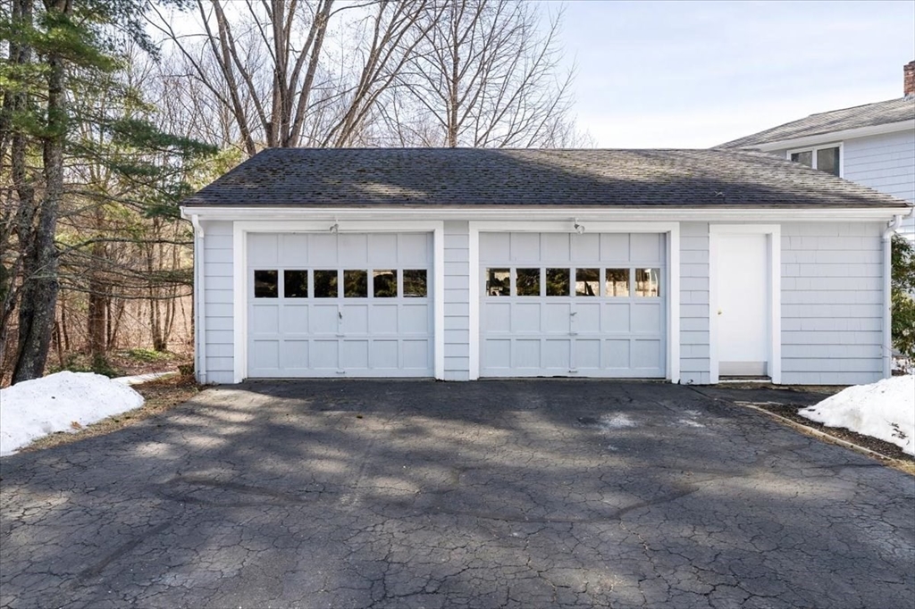 2 Stagecoach Rd