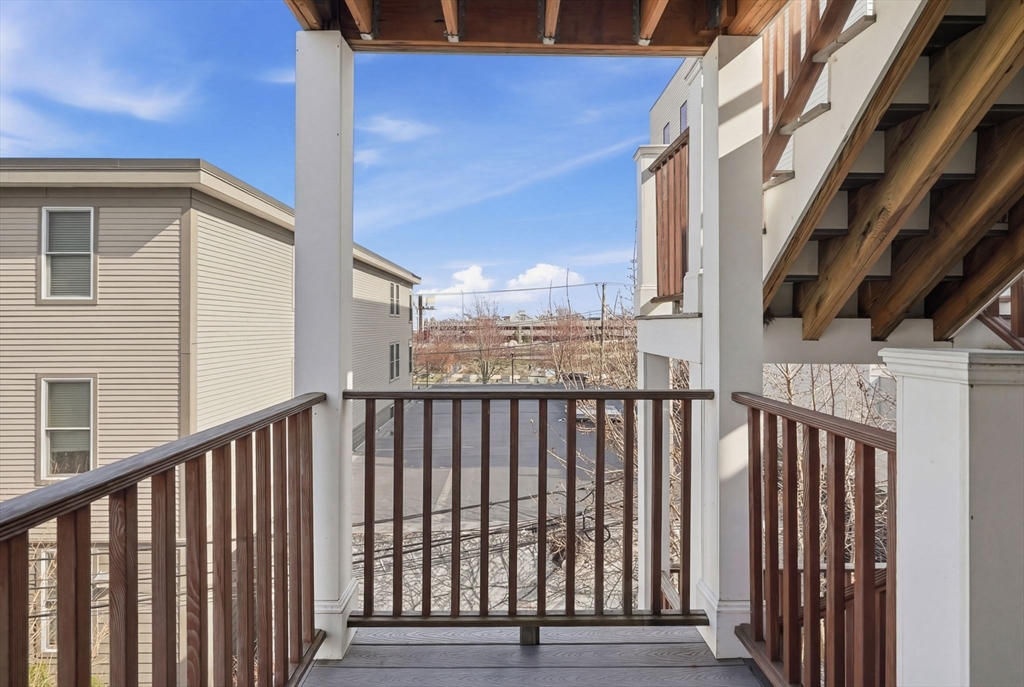 331 Chelsea St # 3