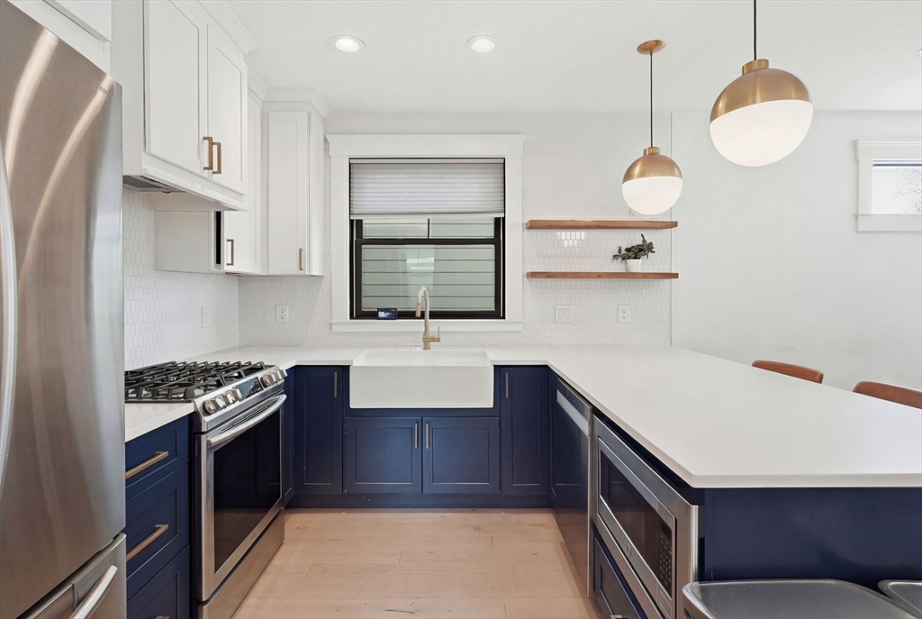 331 Chelsea St # 3
