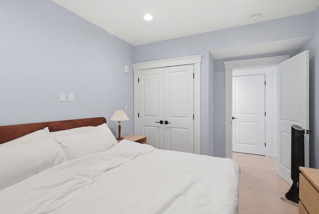 331 Chelsea St # 3