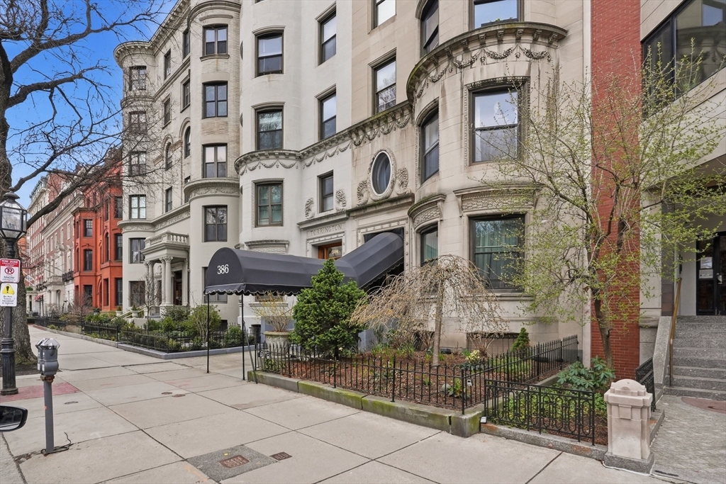 386 Commonwealth Ave # 61
