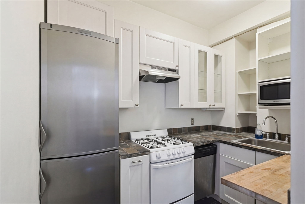 386 Commonwealth Ave # 61