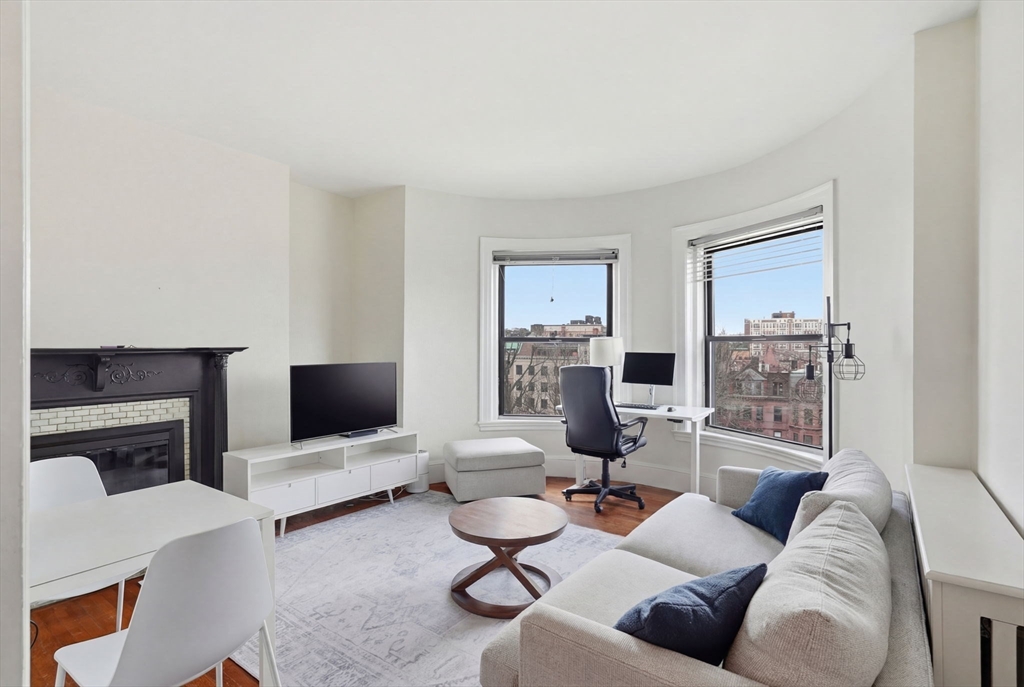 386 Commonwealth Ave # 61