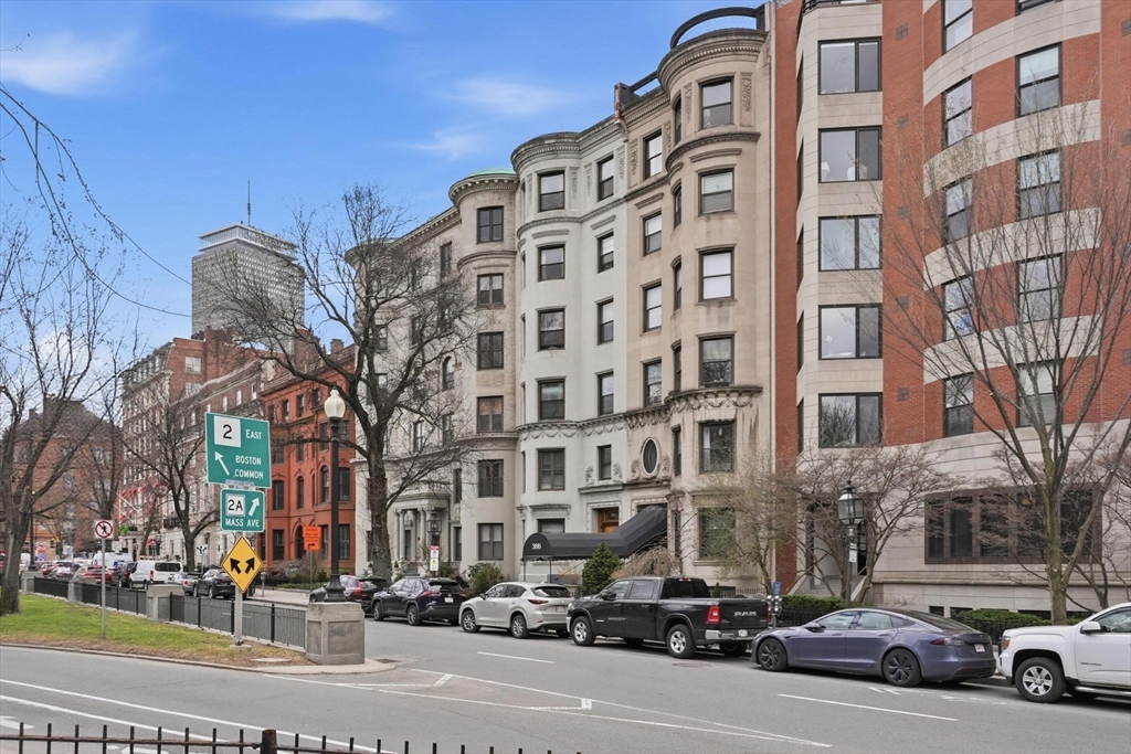 386 Commonwealth Ave # 61