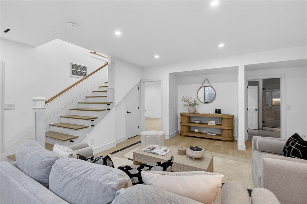 24 Newell St