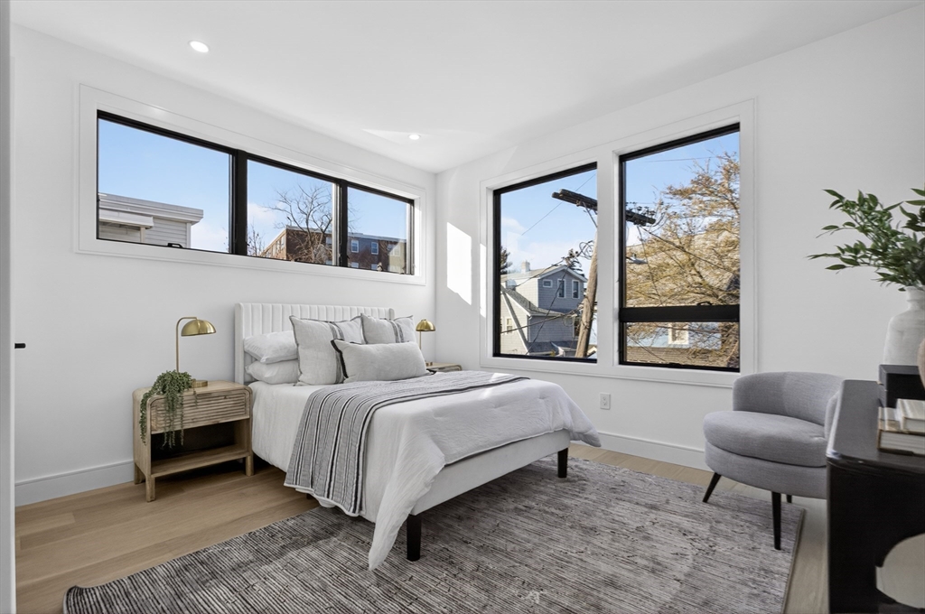 24 Newell St