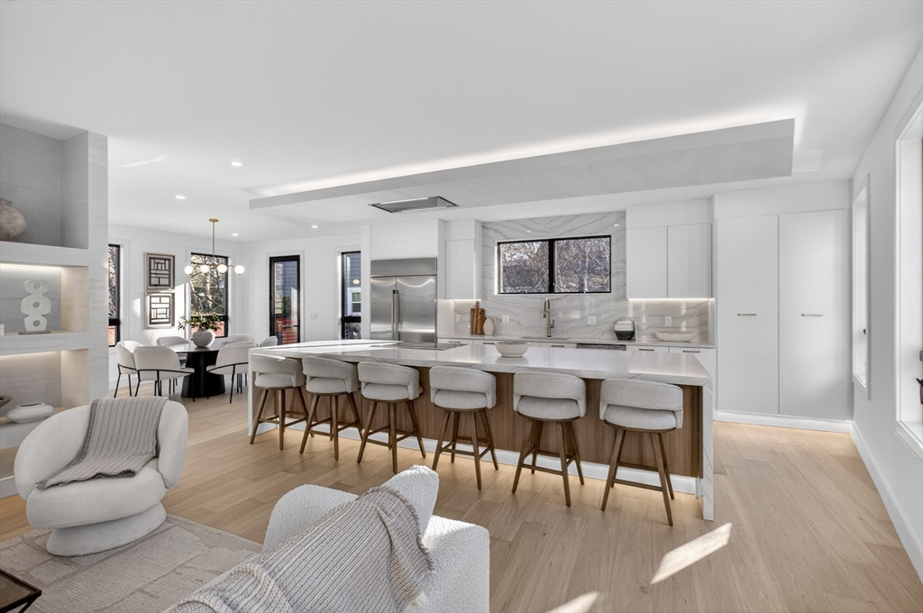 24 Newell St