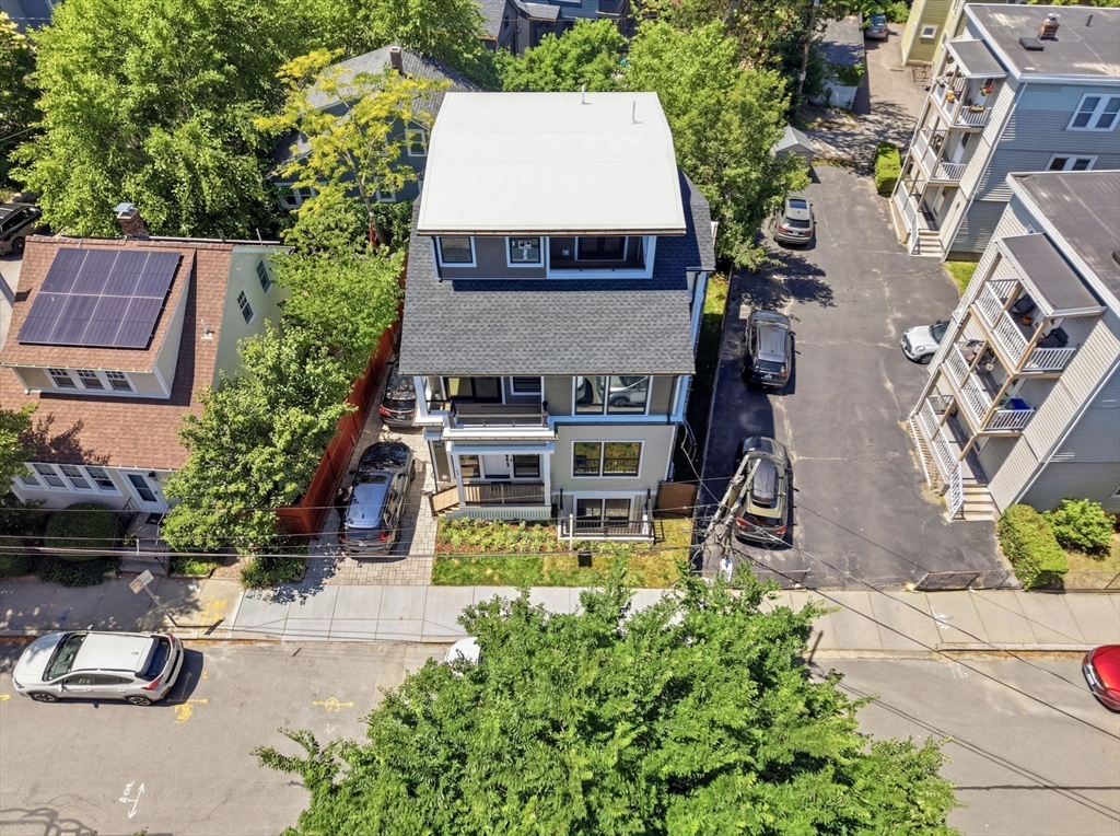 24 Newell St