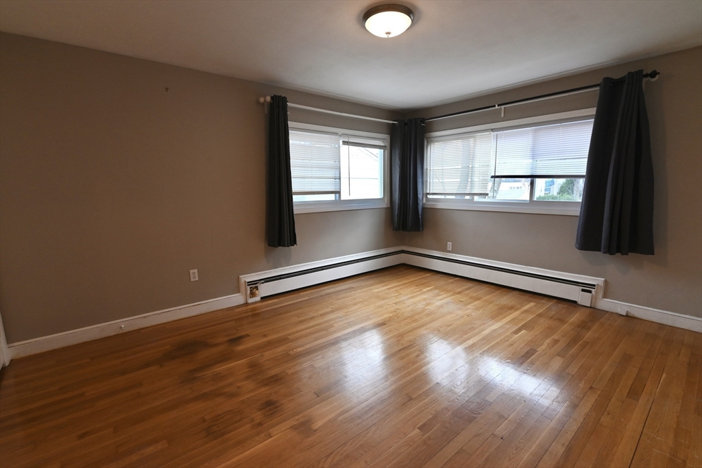 44-42 Farquhar Rd # 1