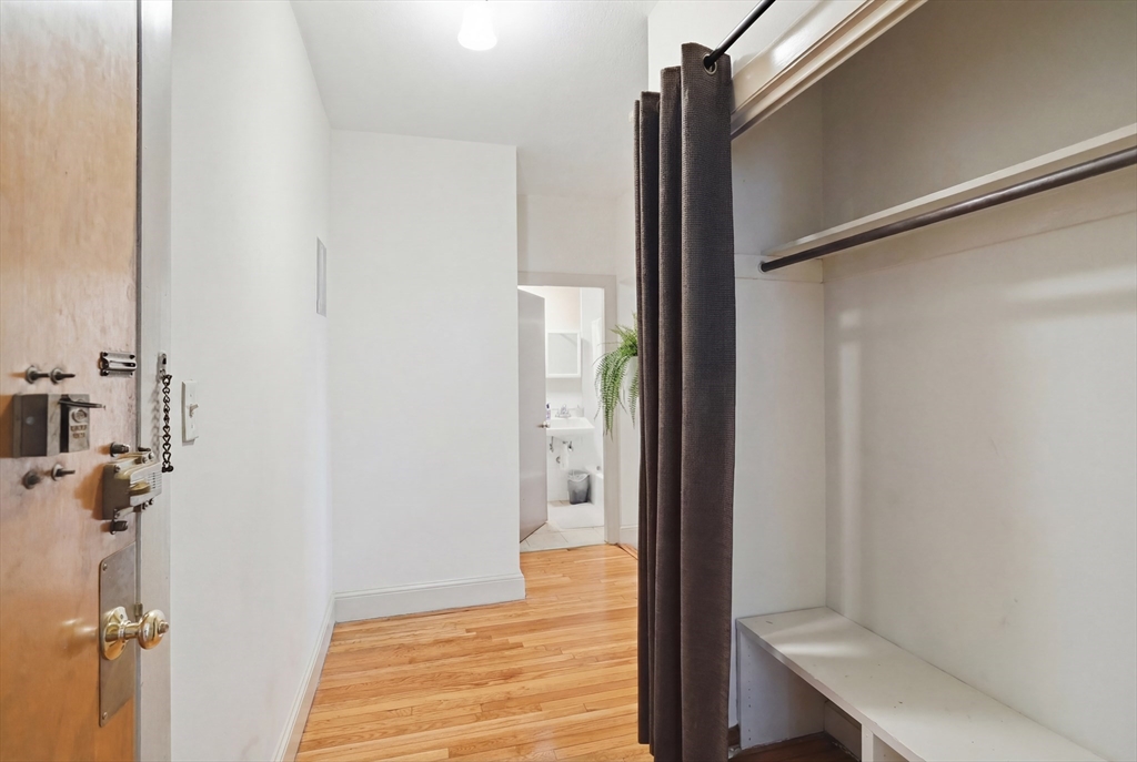 1466 Tremont # 2