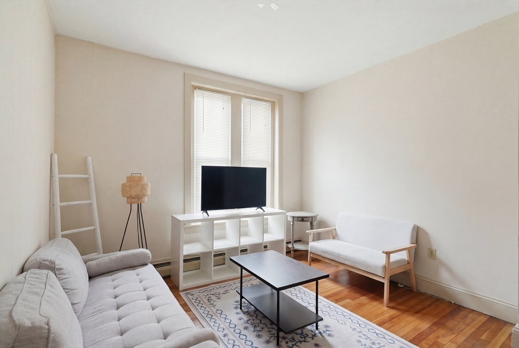 1466 Tremont # 2