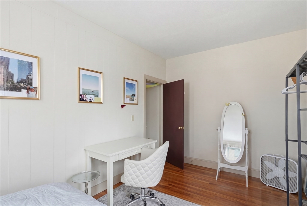 1466 Tremont # 2