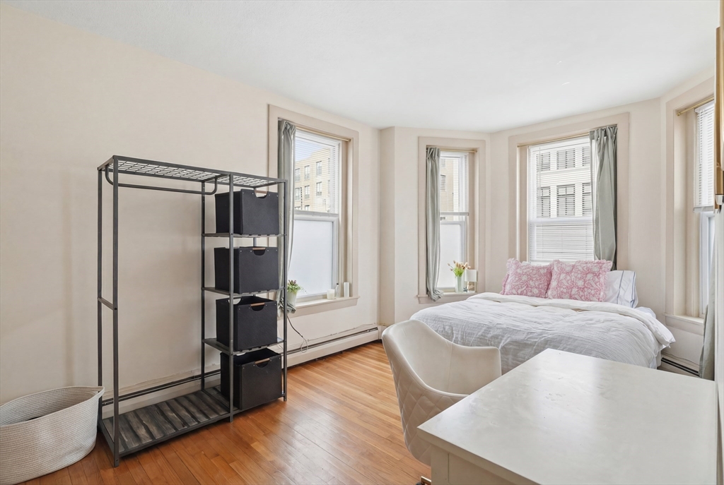 1466 Tremont # 2