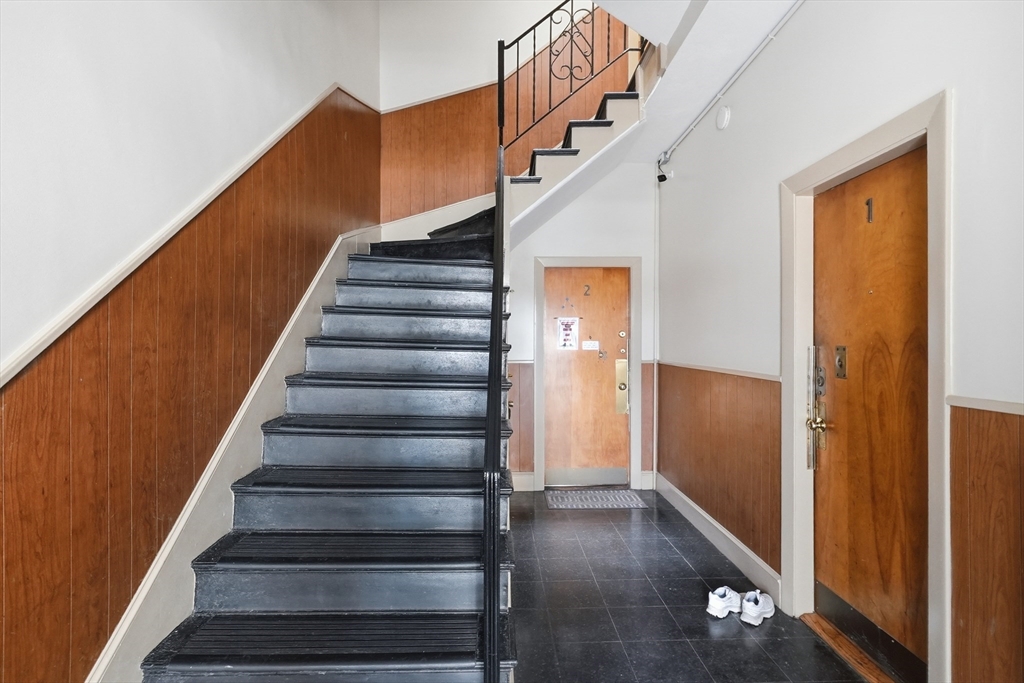 1466 Tremont # 1