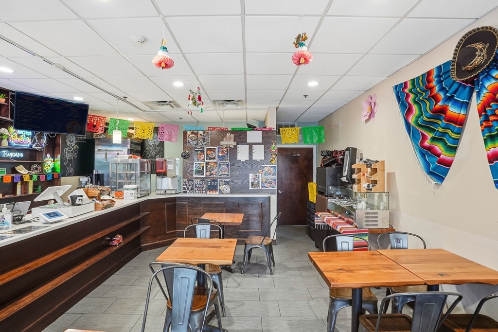 400-412 Neponset Ave