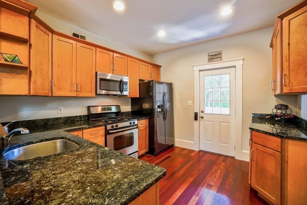 7 Treadway Rd # 1