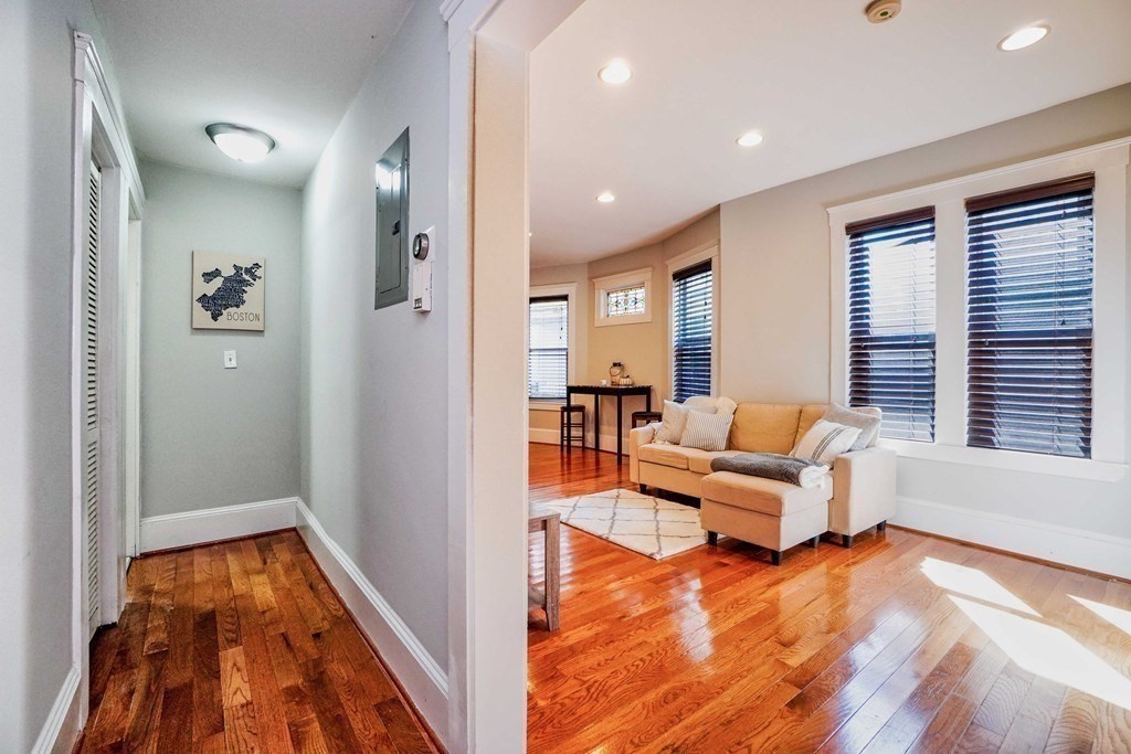 7 Treadway Rd # 1