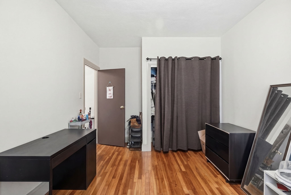 1466 Tremont # 2