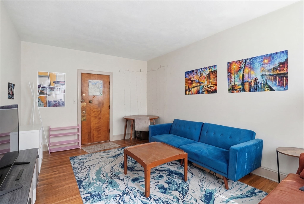 1466 Tremont # 2