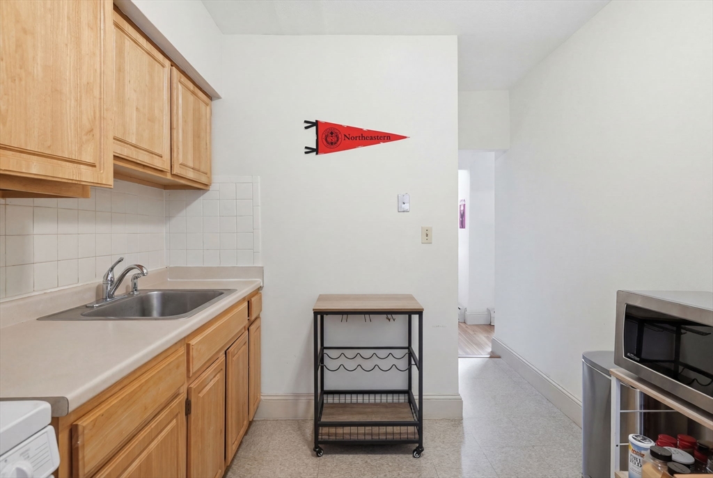 1466 Tremont # 2
