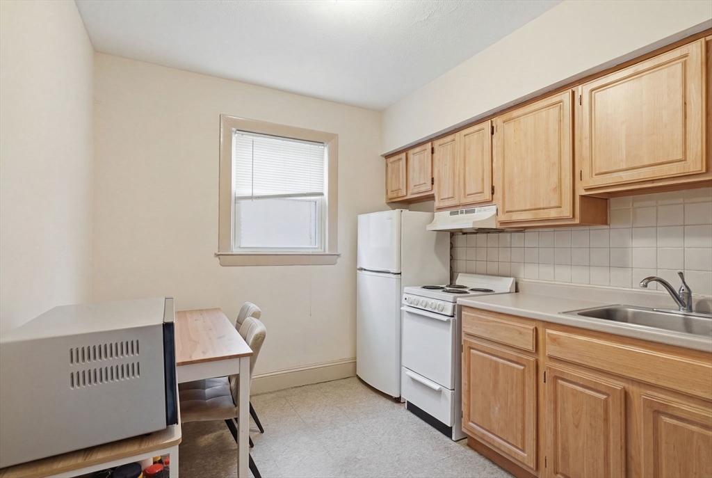 1466 Tremont # 2