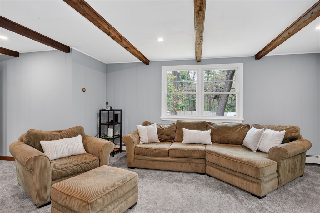 12 Chadwick Rd