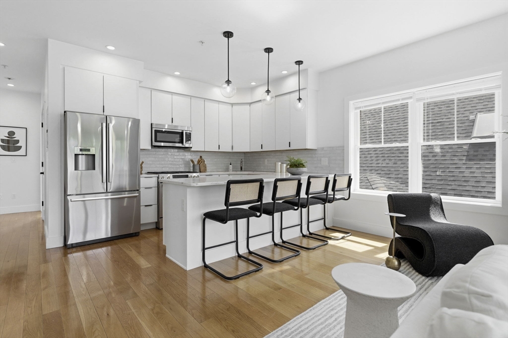 87 Madison Ave # 3