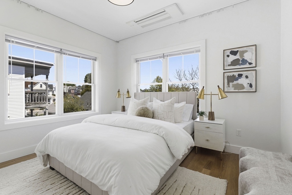 87 Madison Ave # 3