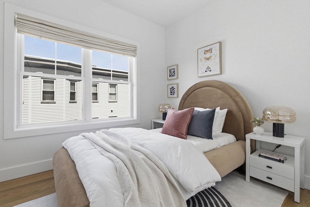 87 Madison Ave # 3