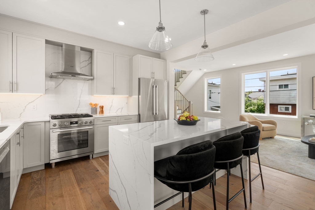 11 Billow Ave # 11