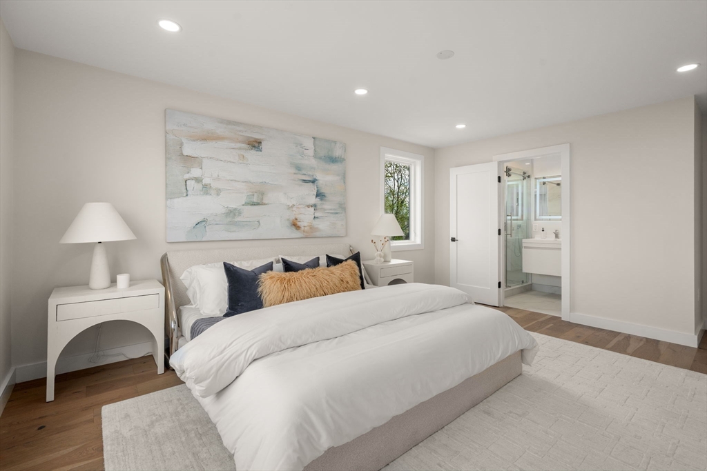 11 Billow Ave # 11