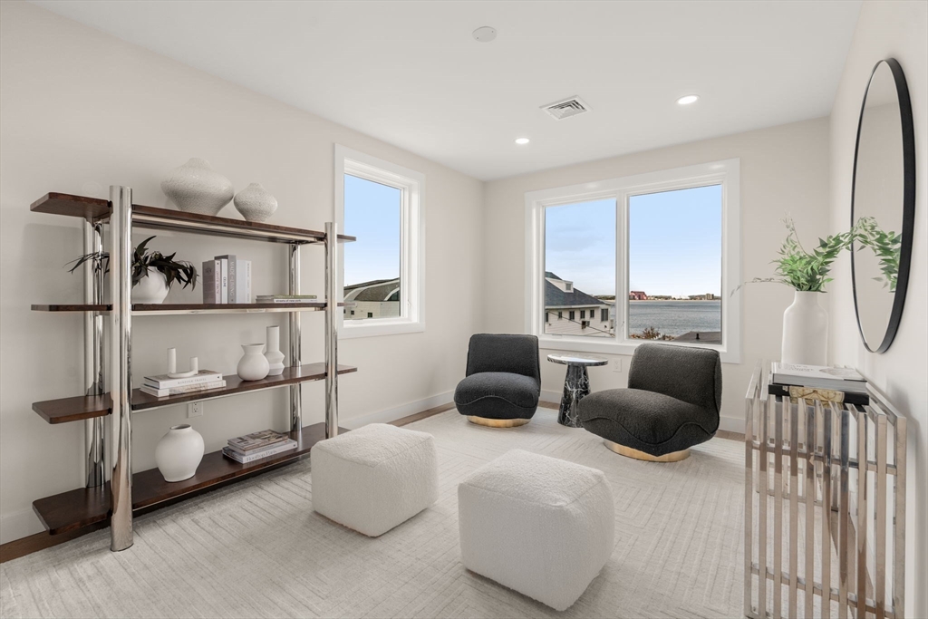 11 Billow Ave # 11