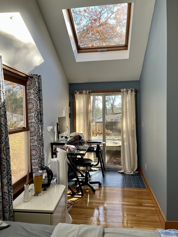 18 Lariviere Rd