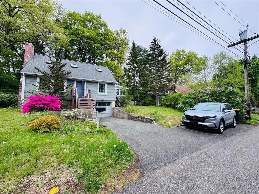 18 Lariviere Rd