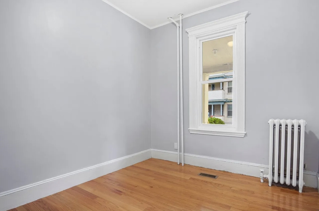 52 Intervale St