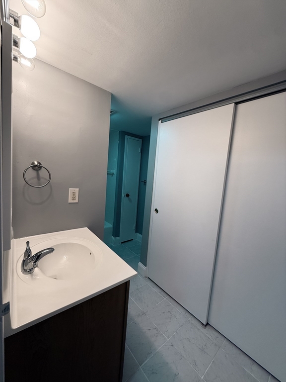 55 Tall Oaks Drive # T5