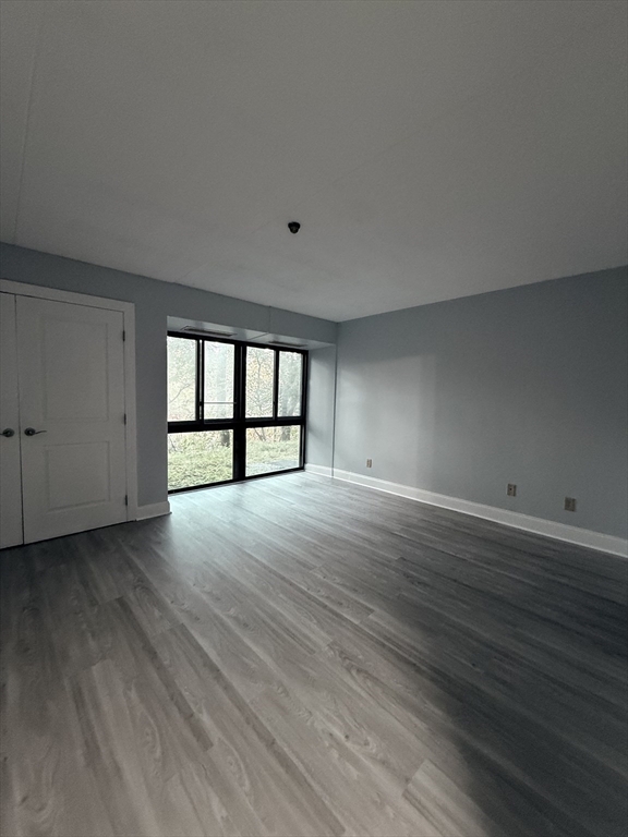 55 Tall Oaks Drive # T5