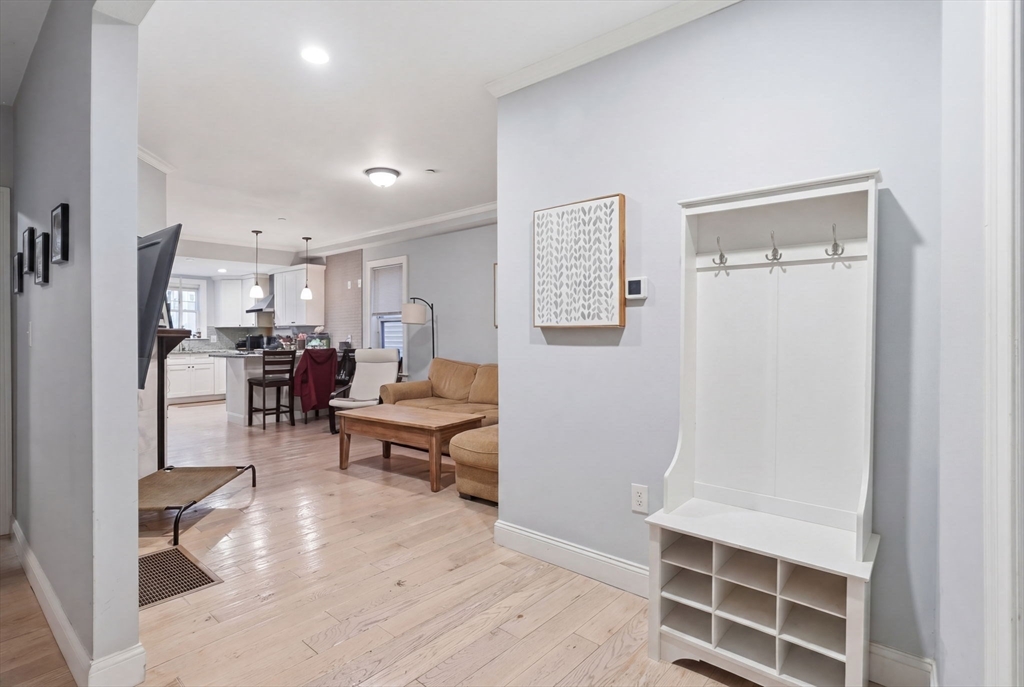 30 Rawson St