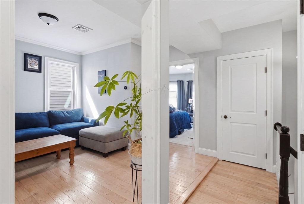 30 Rawson St