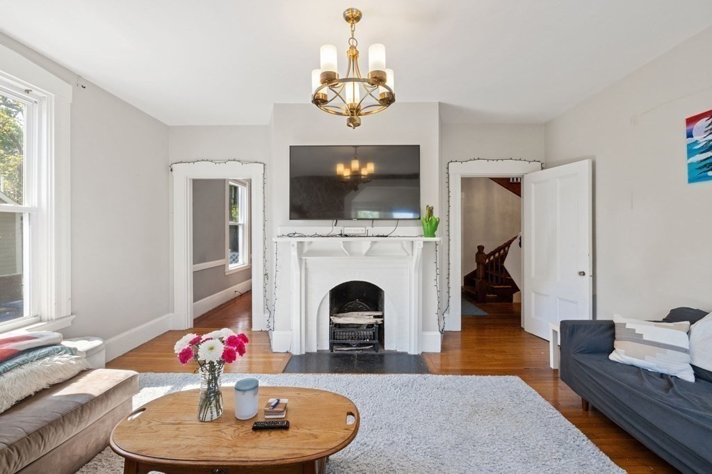 3 Ware St