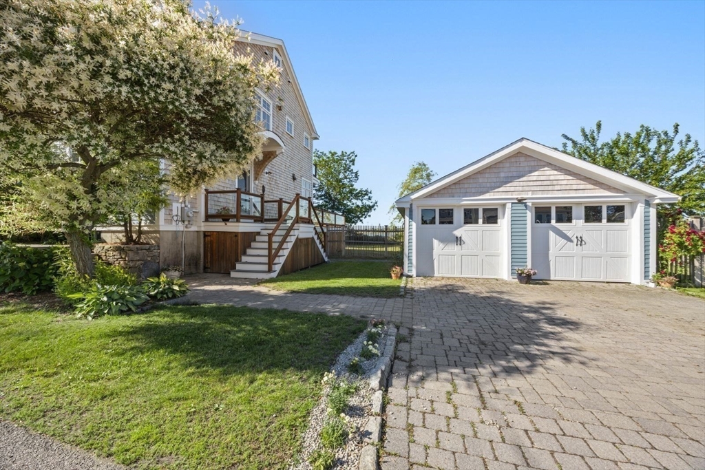 358 Rock Island Rd