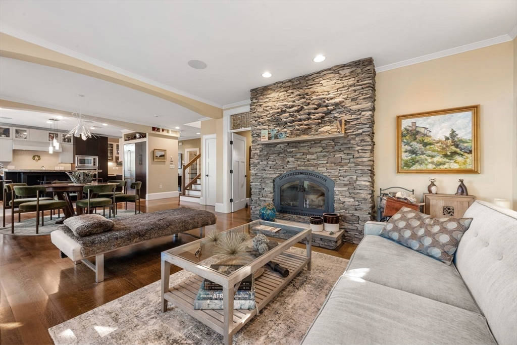 358 Rock Island Rd