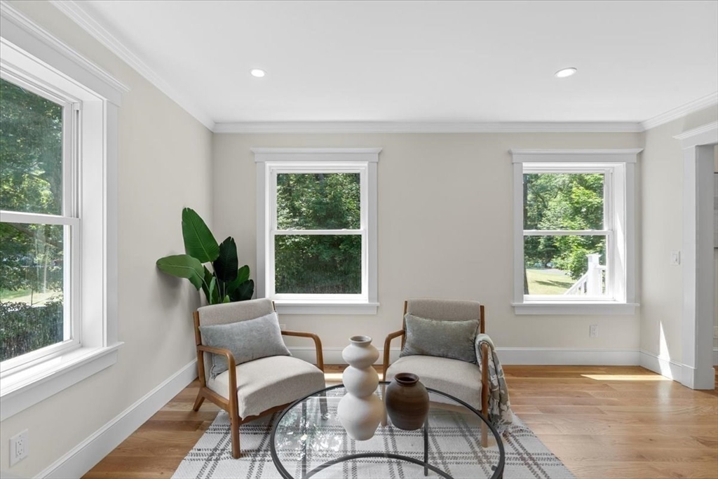155 Quincy Ave