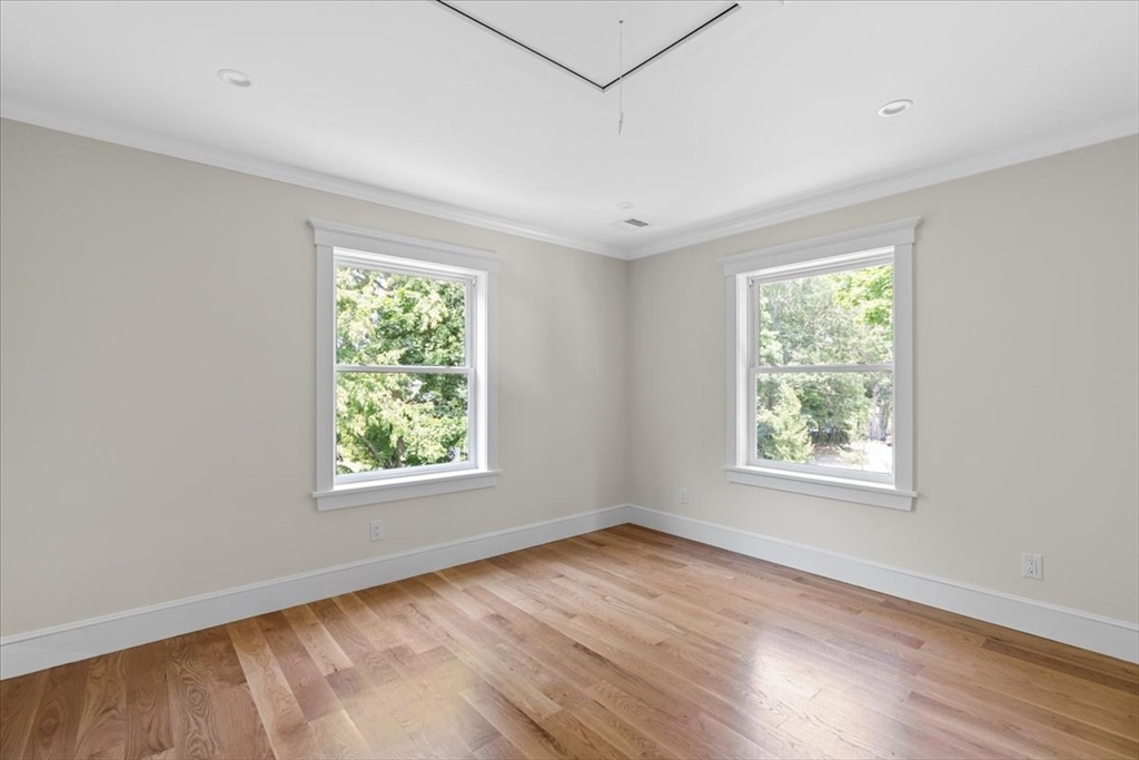 155 Quincy Ave