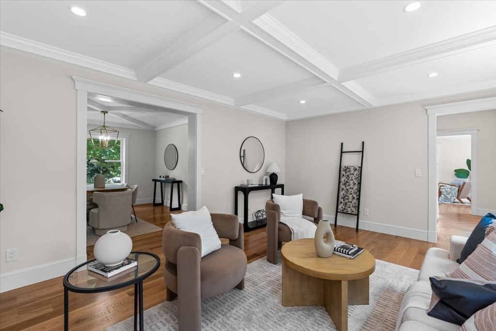 155 Quincy Ave