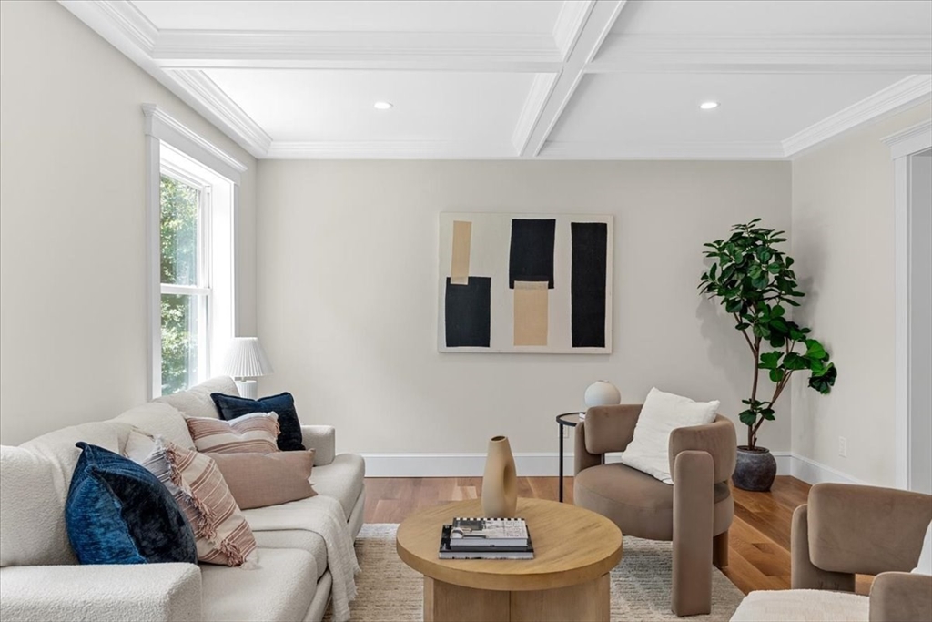 155 Quincy Ave