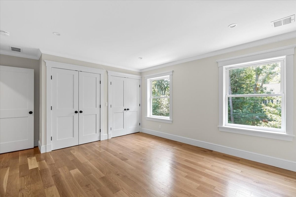 155 Quincy Ave