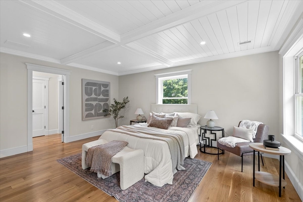 155 Quincy Ave